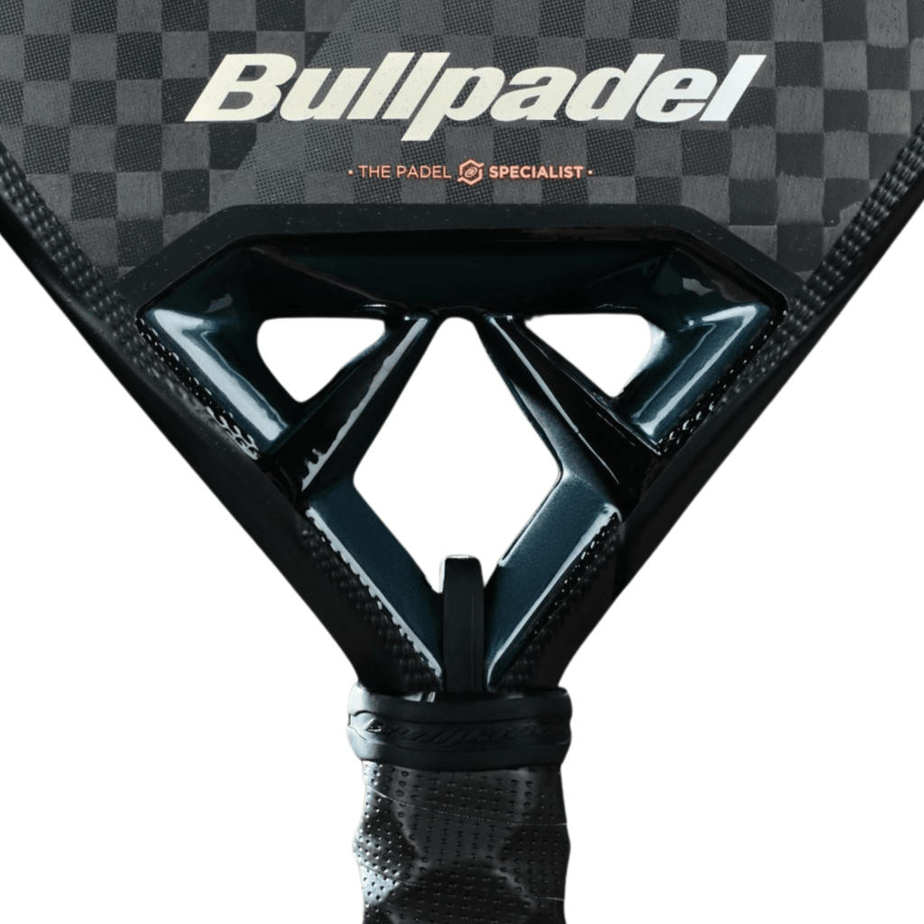 BULLPADEL VERTEX 04 HYBRID 2025 Padel Racket - Padelsouq